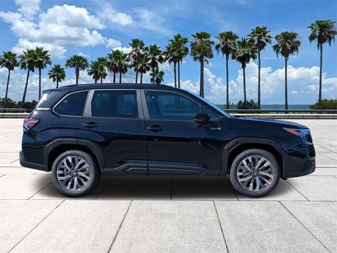 New 2025 Subaru Forester Touring image 3