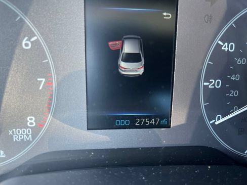 Used 2025 Toyota Corolla LE FWD image 4
