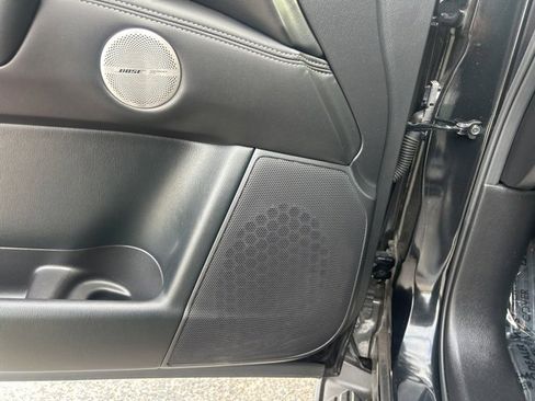 Used 2024 INFINITI QX80 Sensory image 15