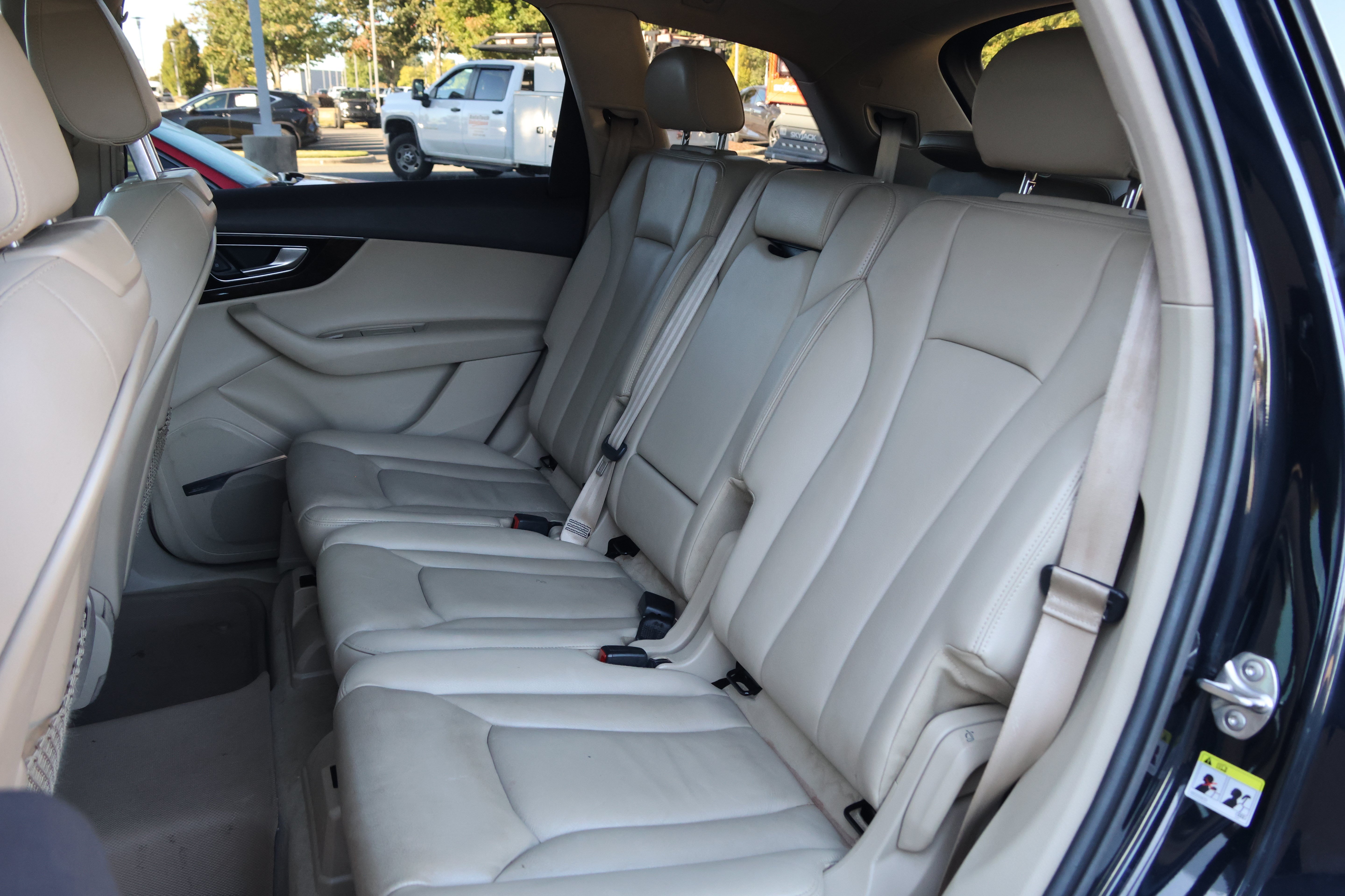 Used 2018 Audi Q7 3.0T Premium Plus AWD/4WD image 33