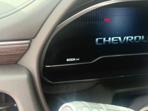 Used 2022 Chevrolet Tahoe LT w/ LT Signature Plus Package RWD image 9