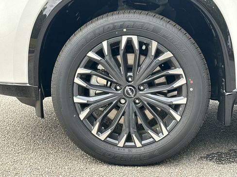 New 2026 Nissan Rogue Platinum w/ Tech Package image 11