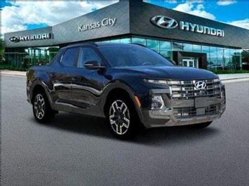 Used 2025 Hyundai Santa Cruz Limited image 10
