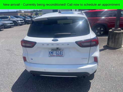 Used 2023 Ford Escape ST-Line w/ Tech Pack #1 AWD/4WD image 4
