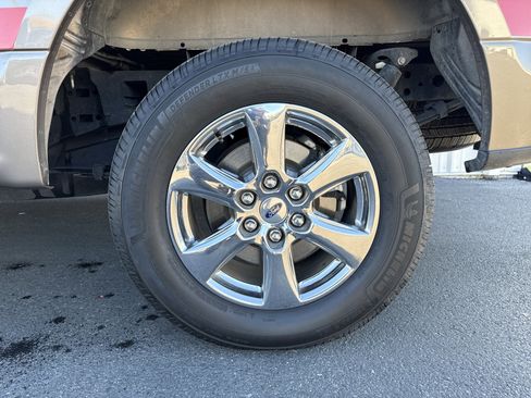 Used 2019 Ford F150 XLT w/ Equipment Group 302A Luxury image 3