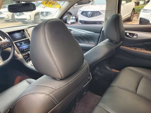 Used 2023 INFINITI Q50 Luxe w/ Cargo Package RWD image 9