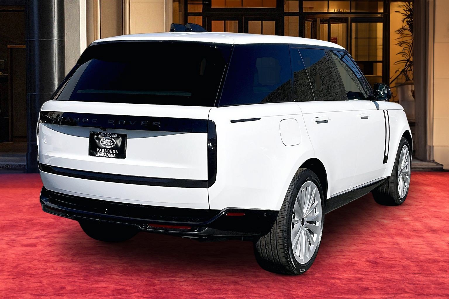 New 2026 Land Rover Range Rover SE AWD/4WD image 5