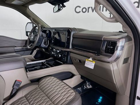 New 2026 Ford F350 Platinum w/ Platinum Plus Package image 31