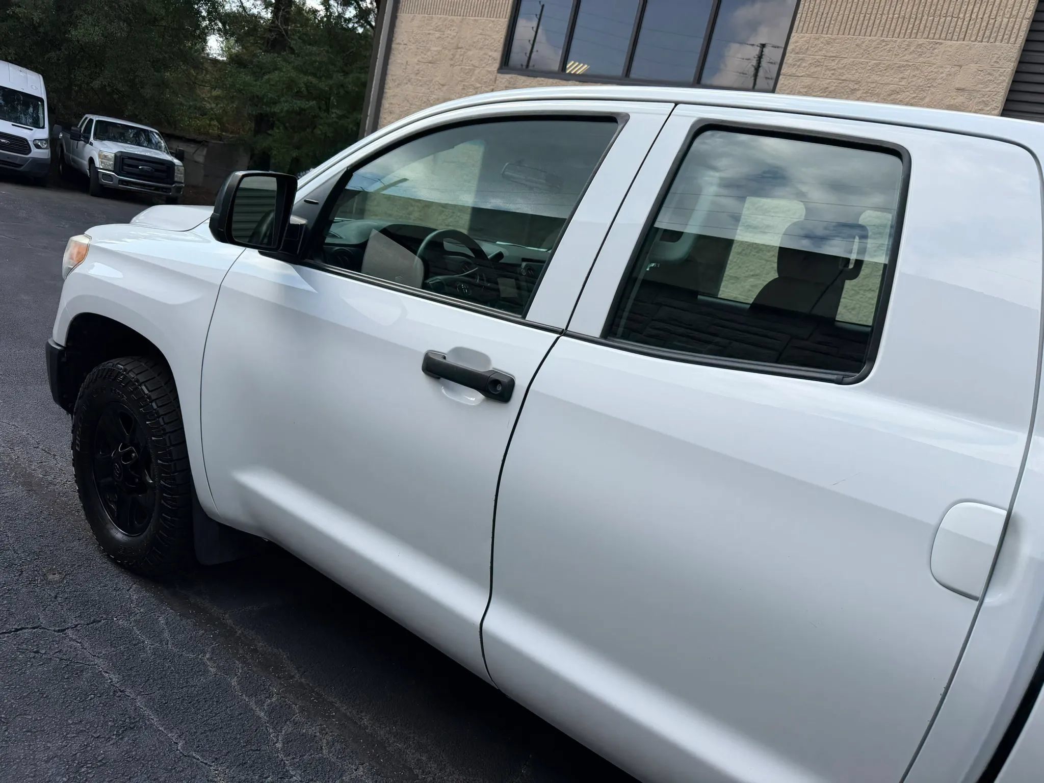 Used 2017 Toyota Tundra SR AWD/4WD image 29