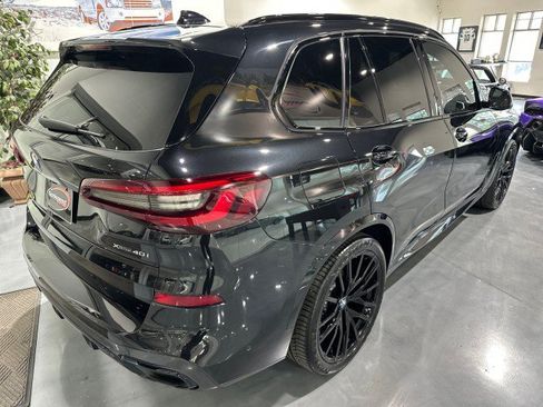 Used 2022 BMW X5 xDrive40i w/ M Sport Package AWD/4WD image 2