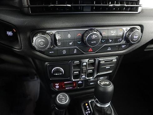 New 2026 Jeep Wrangler Willys AWD/4WD image 13