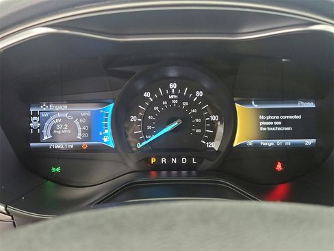 Used 2020 Ford Fusion SE image 13