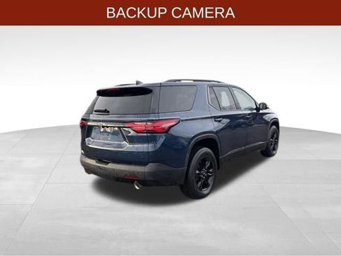 Used 2022 Chevrolet Traverse LT w/ Midnight/Sport Edition image 7