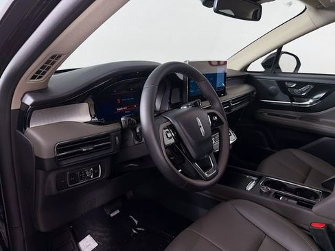 New 2026 Lincoln Corsair Premiere FWD image 10