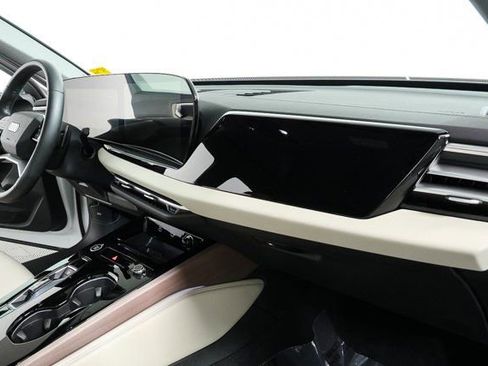 Used 2025 Audi A5 2.0T Premium w/ Convenience Package image 24