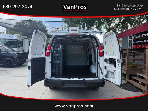 Used 2021 Chevrolet Express 2500 w/ Driver Convenience Package RWD image 12