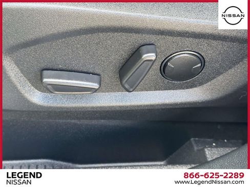 Used 2024 Ford Edge Titanium image 16