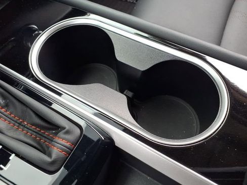 Certified 2025 Nissan Altima 2.5 SR w/ SR Premium Package image 8