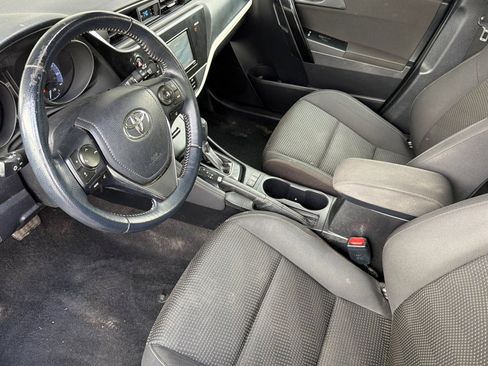 Used 2018 Toyota Corolla iM w/ All-Weather Mat Package FWD image 9