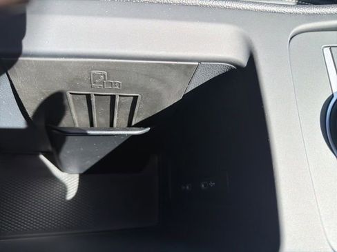 New 2026 Volkswagen Tiguan SE R-Line image 13