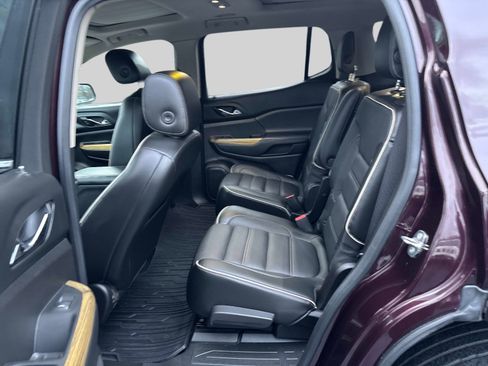 Used 2017 GMC Acadia Denali w/ Technology Package image 12