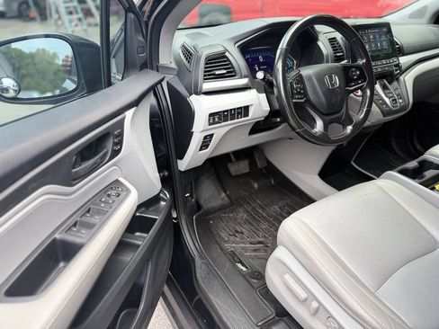 Used 2018 Honda Odyssey EX-L image 9