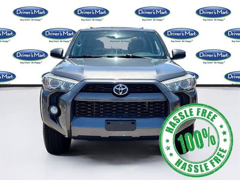 Used 2016 Toyota 4Runner SR5 AWD/4WD image 2