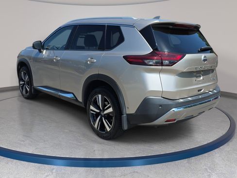 Used 2021 Nissan Rogue Platinum FWD image 7