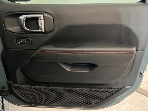 Certified 2025 Jeep Gladiator Rubicon image 22