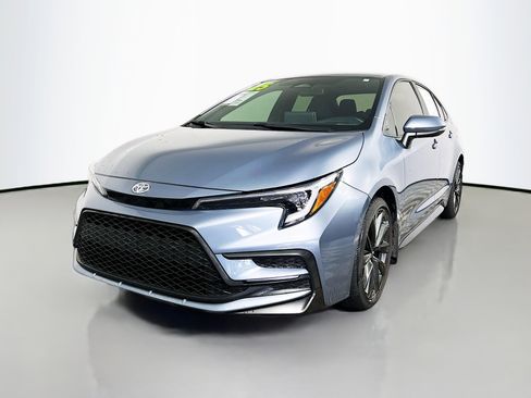 Used 2025 Toyota Corolla SE image 10