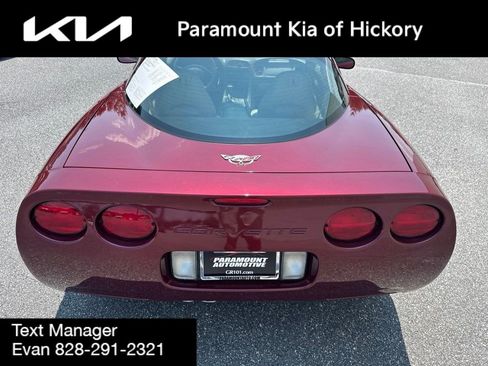 Used 2003 Chevrolet Corvette Coupe w/ Preferred Equipment Group RWD image 7