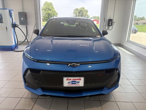 Used 2025 Chevrolet Equinox EV RS w/ Active Safety Package 3 FWD image 5