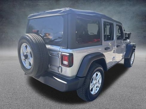 Used 2019 Jeep Wrangler Unlimited Sport S AWD/4WD image 8