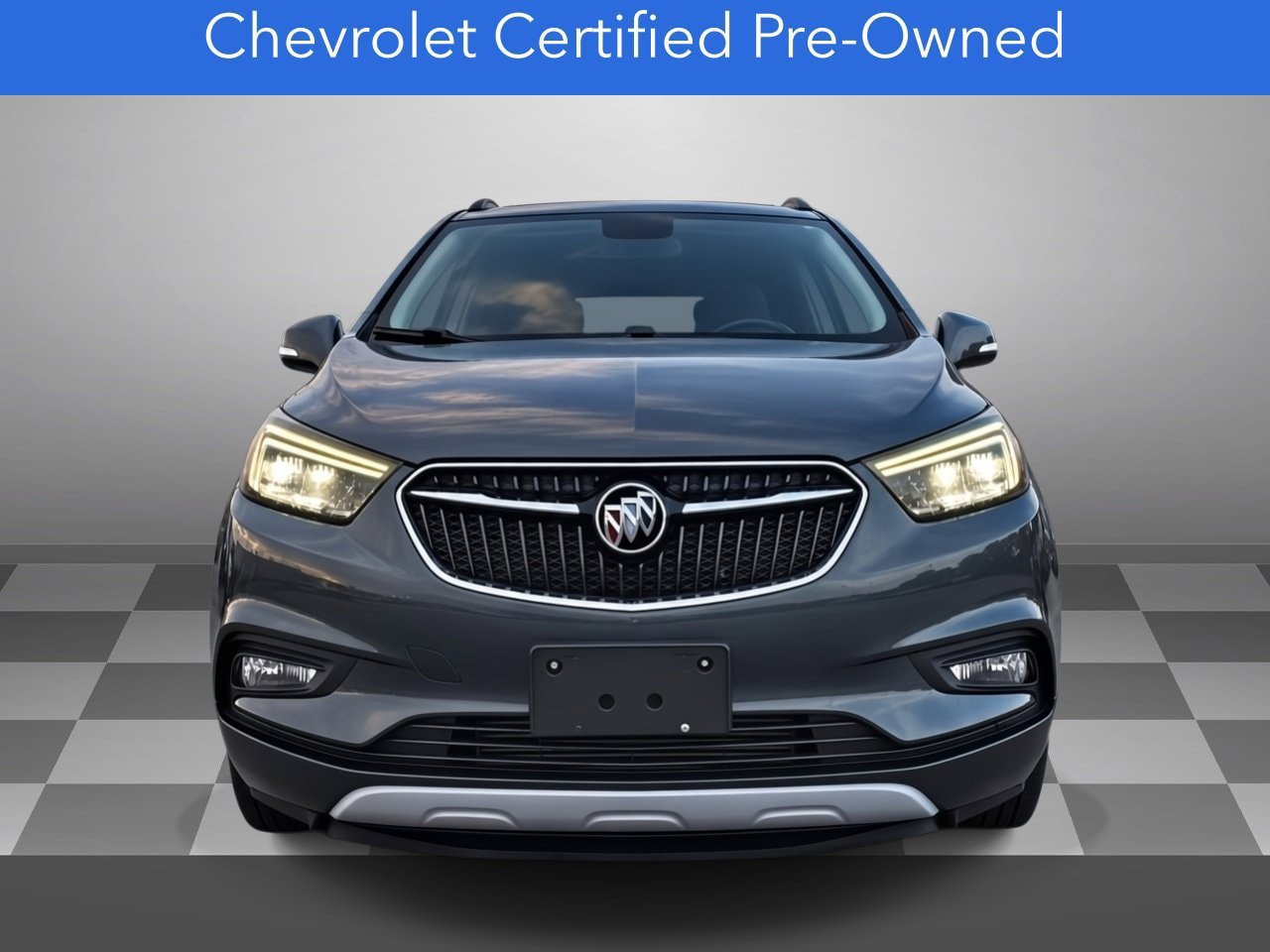 Certified 2017 Buick Encore Essence FWD image 2
