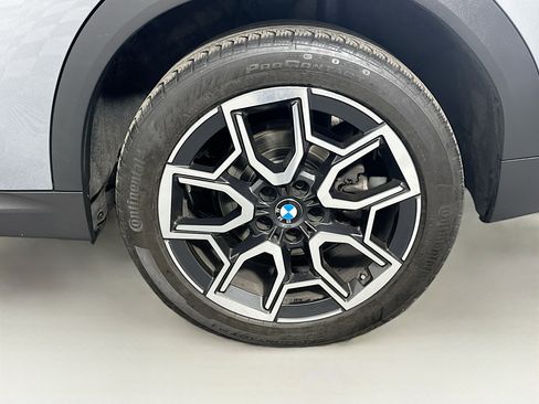 Used 2025 BMW X2 xDrive28i w/ Convenience Package image 11