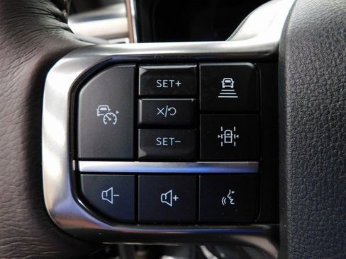 Used 2025 Ford F250 King Ranch w/ FX4 Off-Road Package image 29