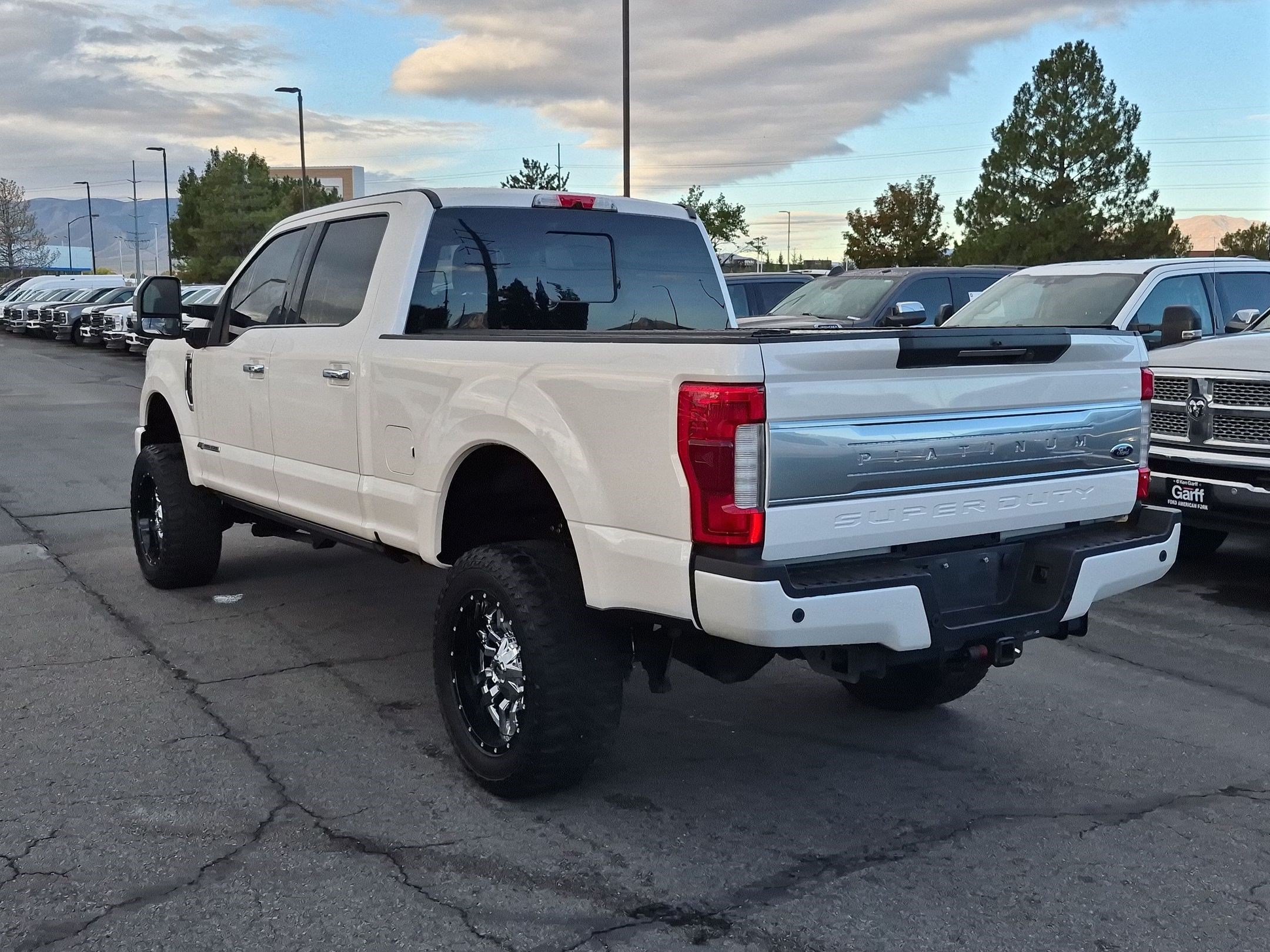Used 2019 Ford F350 Platinum w/ Platinum Ultimate Package AWD/4WD image 8