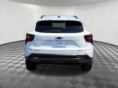 Used 2026 Chevrolet Trax ACTIV w/ Driver Confidence Package FWD image 5