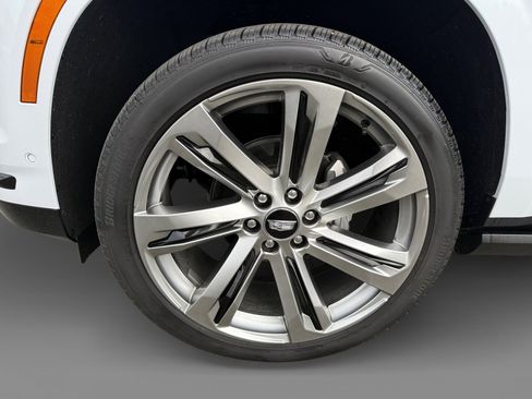 Used 2026 Cadillac Escalade Sport w/ Touring Package image 9