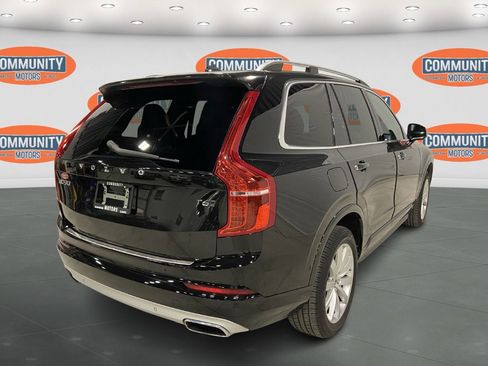 Used 2017 Volvo XC90 T6 Momentum w/ Vision Package image 7