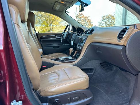 Used 2017 Buick Enclave Leather image 28
