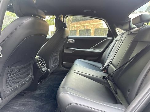 Used 2024 Hyundai Ioniq 6 SEL RWD image 16