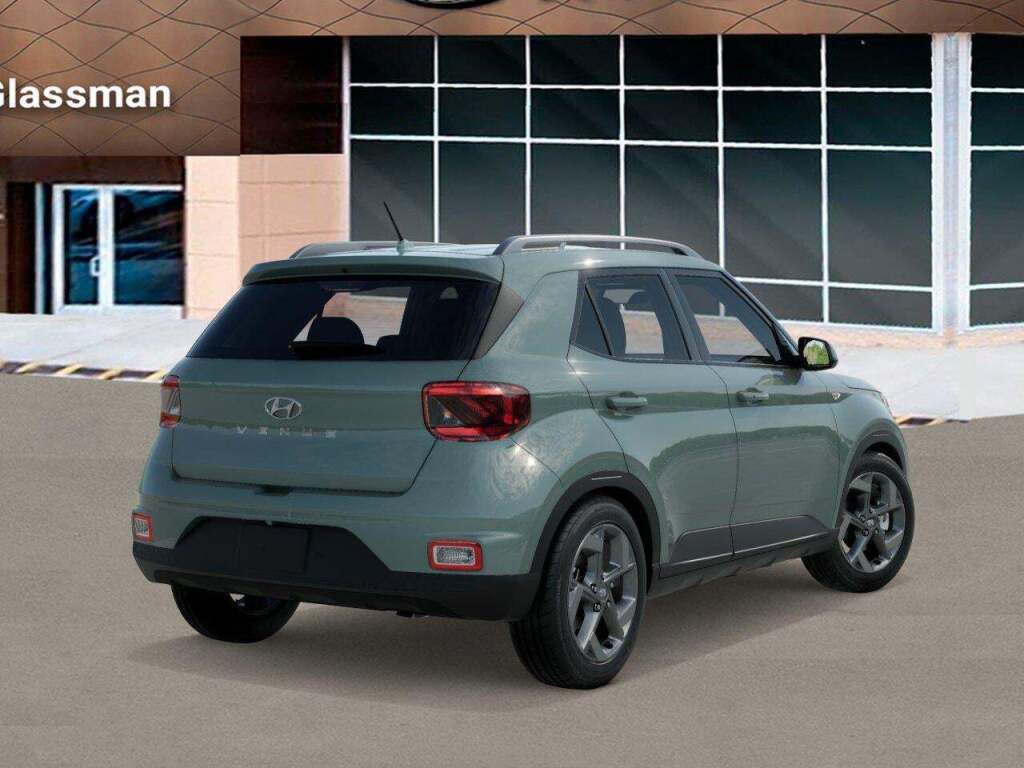 New 2026 Hyundai Venue SEL FWD image 4