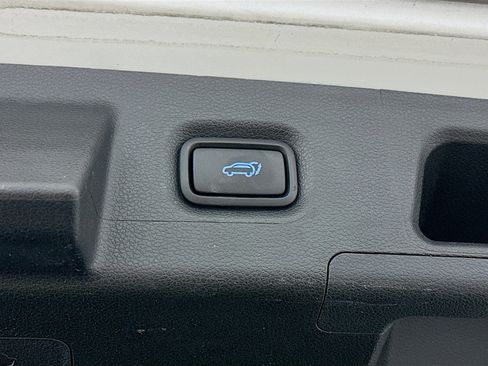 Used 2023 Hyundai Santa Fe SEL image 31