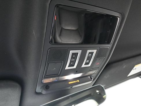 Used 2023 Land Rover Defender 130 SE AWD/4WD image 34