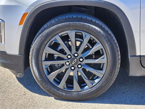 Used 2022 Chevrolet Traverse RS image 10