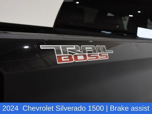 Used 2024 Chevrolet Silverado 1500 Custom Trail Boss AWD/4WD image 28