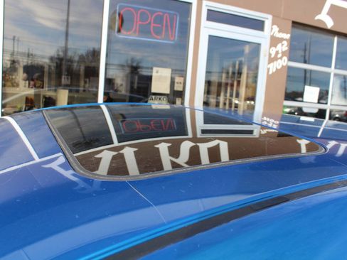 Used 2012 MAZDA MAZDA3 i Touring image 11