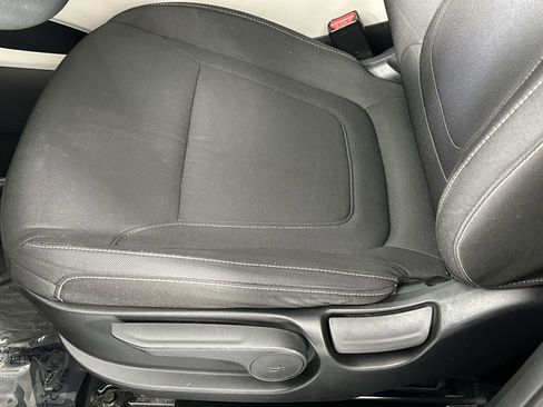 Used 2022 Hyundai Tucson SE image 12