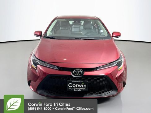 Used 2022 Toyota Corolla LE FWD image 4